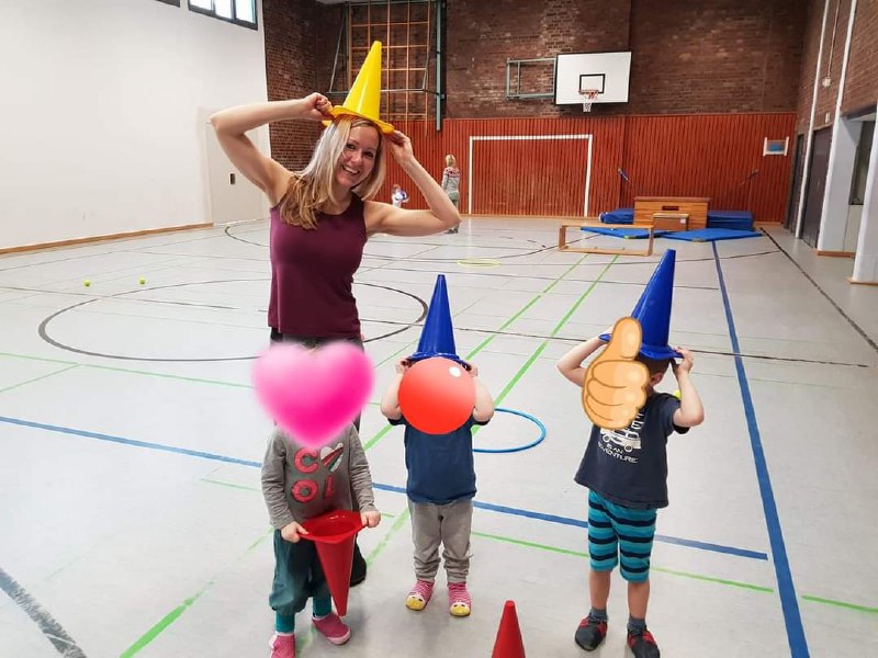 Unsere maßgeschneiderten Konzepte in der Pädagogie kombinieren bewährte Theorien mit innovativen Strategien zur Bewältigung von Familienchaos.